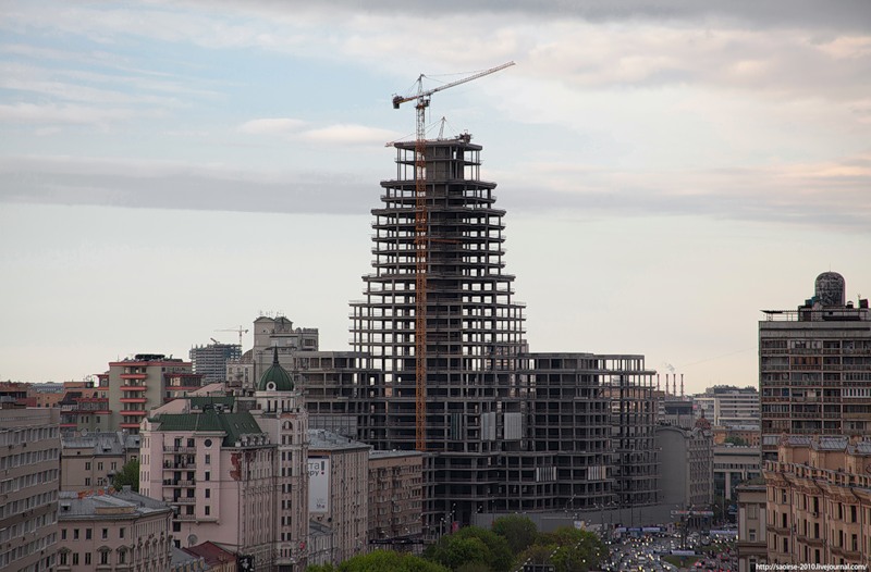 В Москве завершили строительство «пирамиды Хеопса»