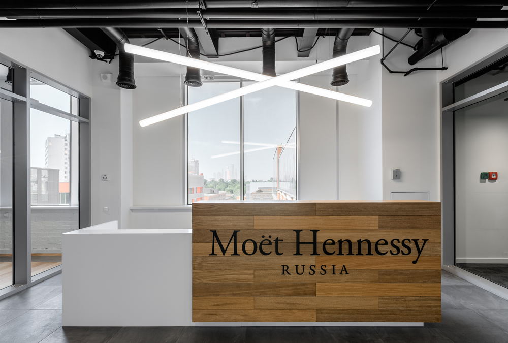 Шампанское на работе: новый офис Moеt Hennessy в «Большевике»