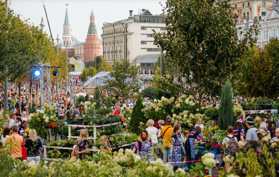Украшение города — это сады