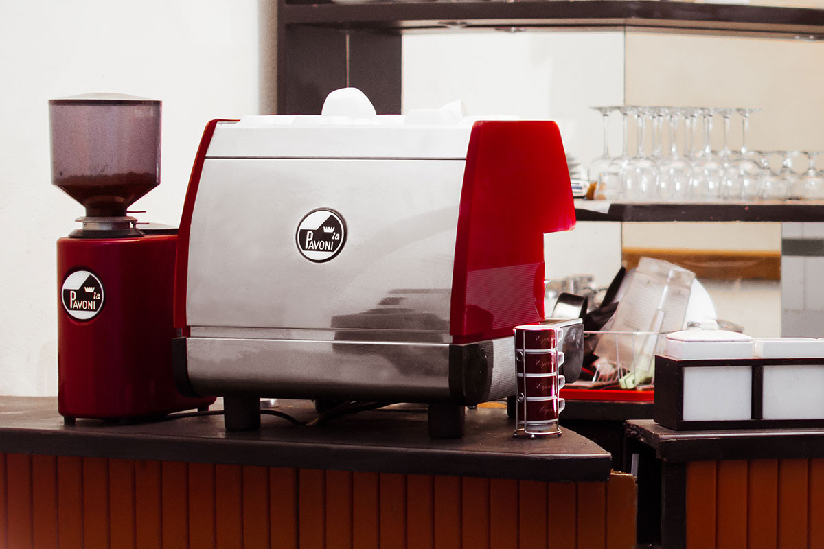 Бренд Smeg купил La Pavoni