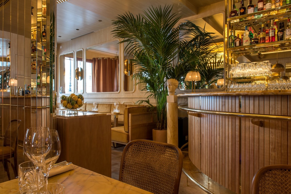 Как выглядит ресторан Nolinski Le Restaurant изнутри