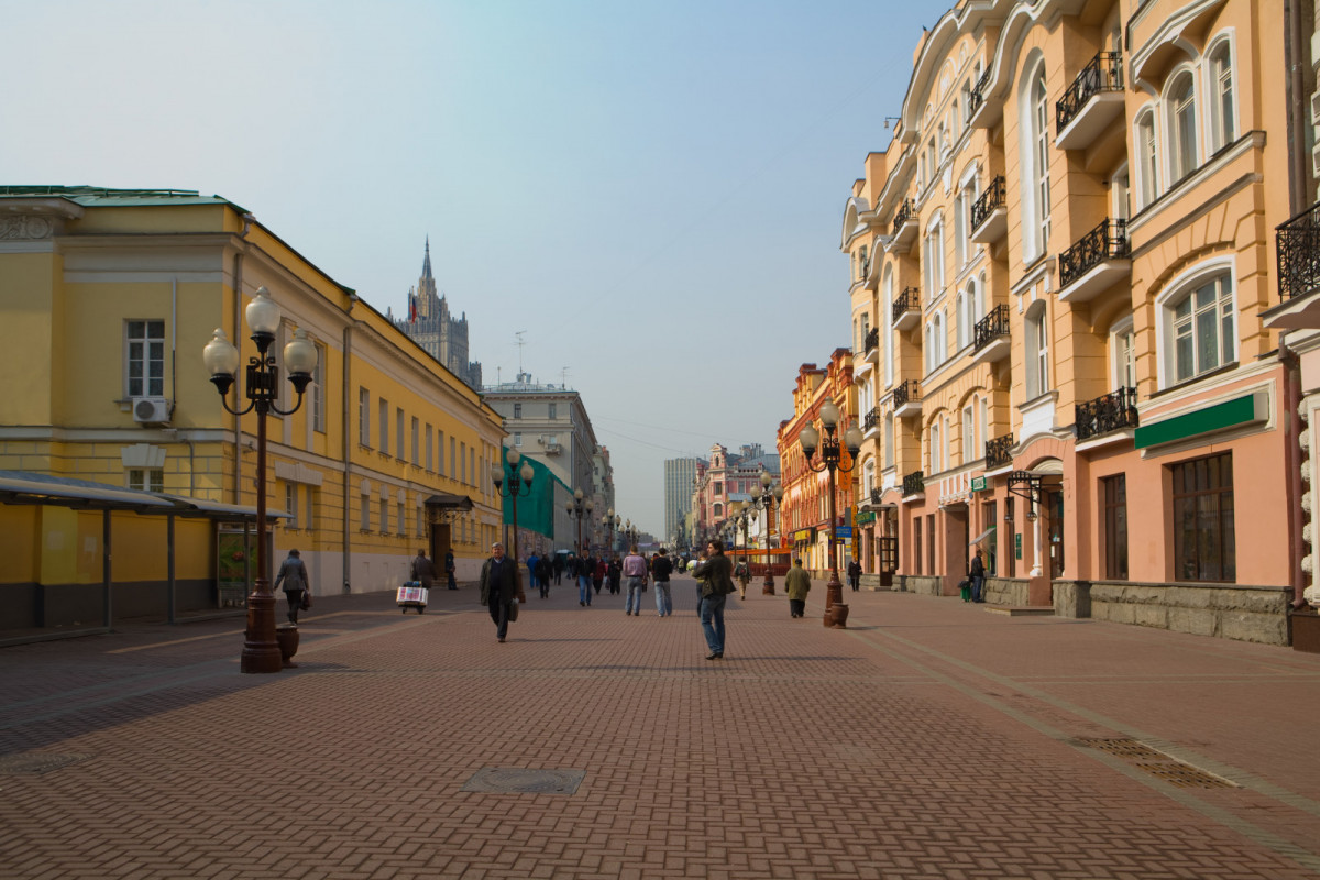 Арбат становится популярнее, поэтому недвижимость здесь скупают даже по высокой цене